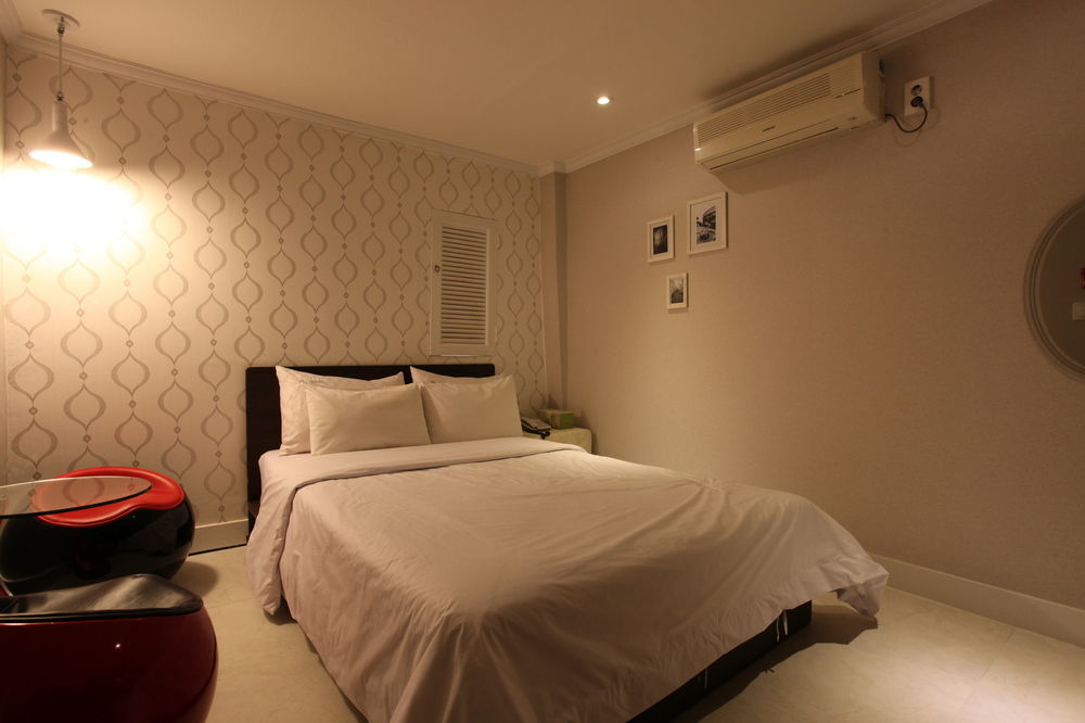 Hotel Goguma Shinchon 2*