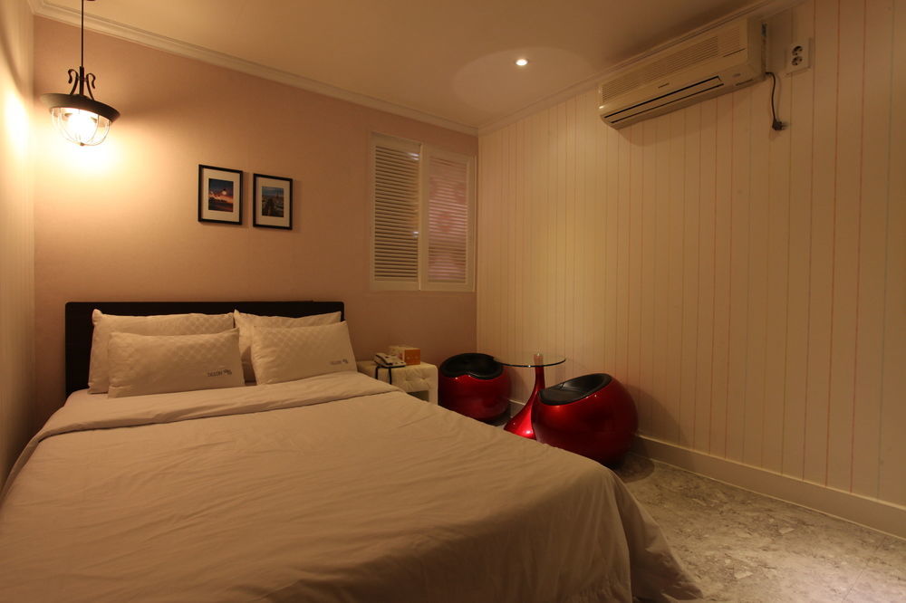 Hotel Goguma Shinchon 2*