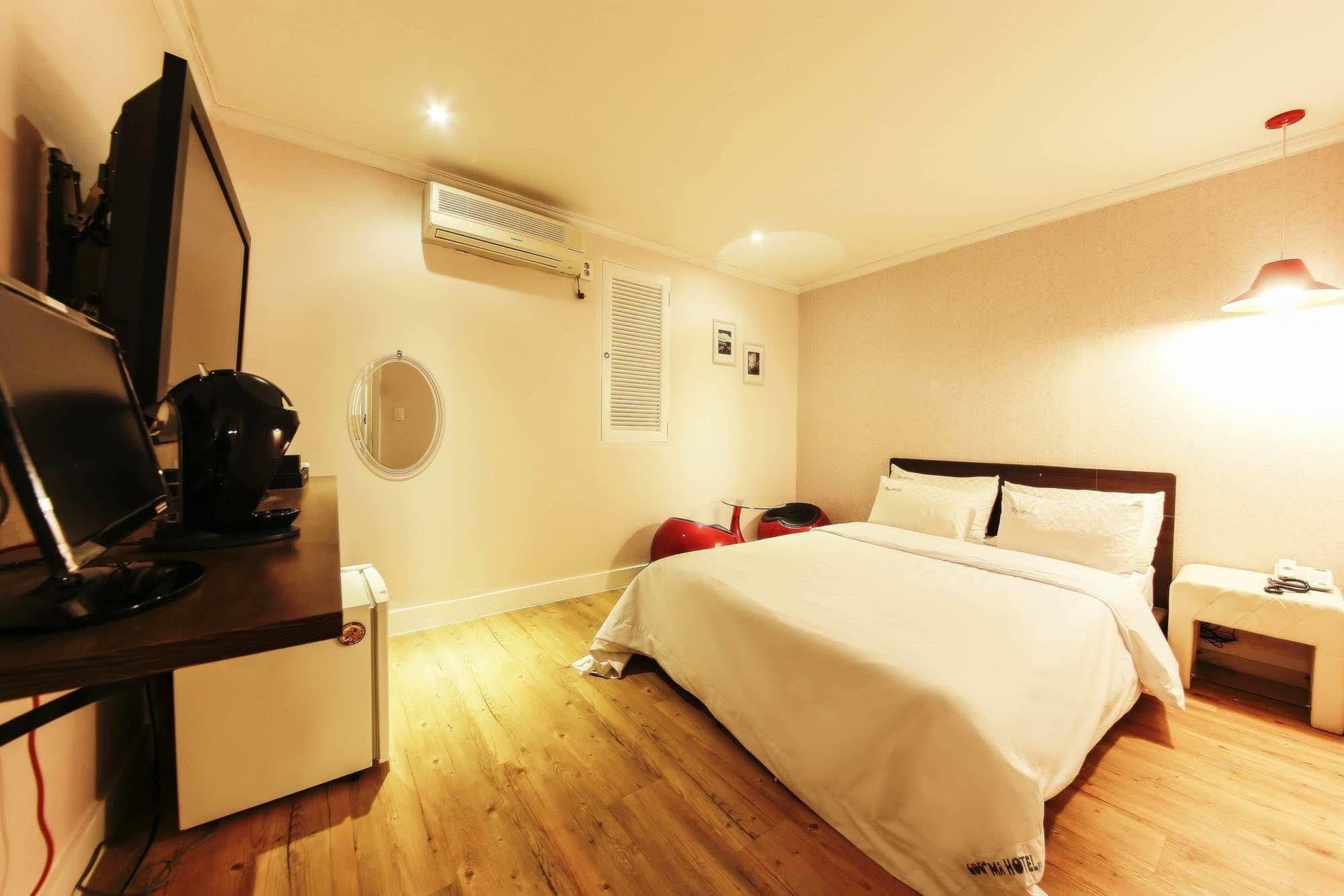 Goguma Shinchon Hotel Seoul